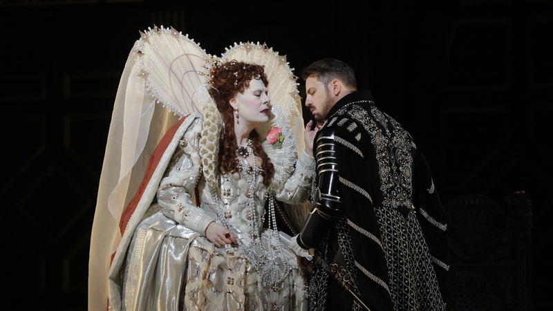 Sondra Radvanovsky and Matthew Polenzani in Donizetti's Roberto Devereux | Copyright: © Ken Howard / Metropolitan Opera