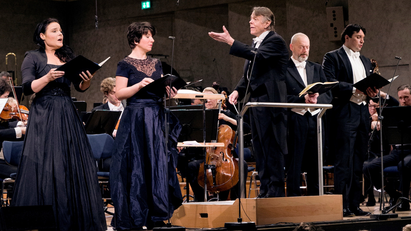 Mariss Jansons conducts Mozart's Requiem | Copyright: © Astrid Ackermann / BR