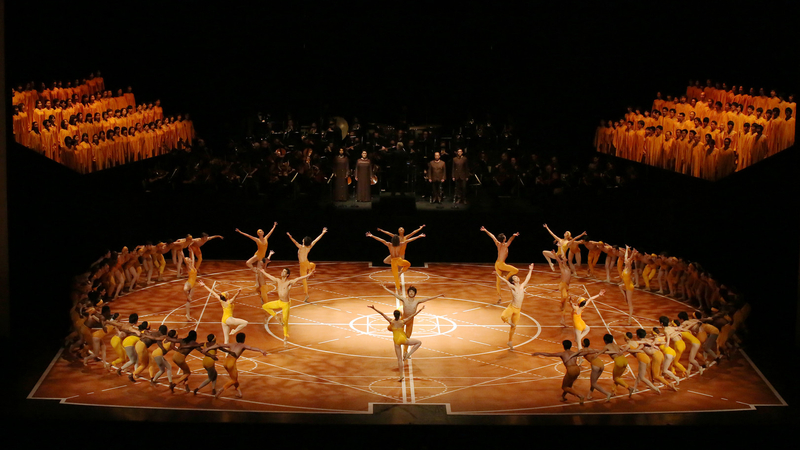 The Ninth Symphony by Maurice Bejart | Copyright: © Bejart Ballet Lausanne & The Tokyo Ballet in The Ninth Symphony. © Kiyonori Hasegawa