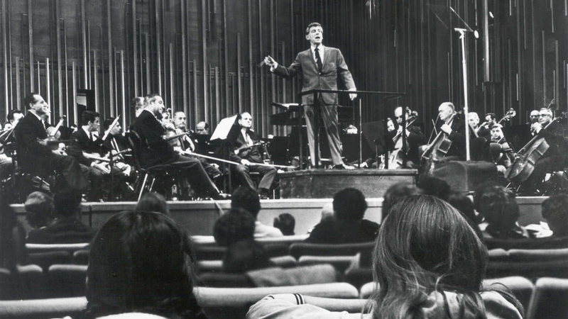 Leonard Bernstein – Young People’s Concert (Vol I) | Copyright: © Unitel/New York Philharmonic Archives, Walter Strate