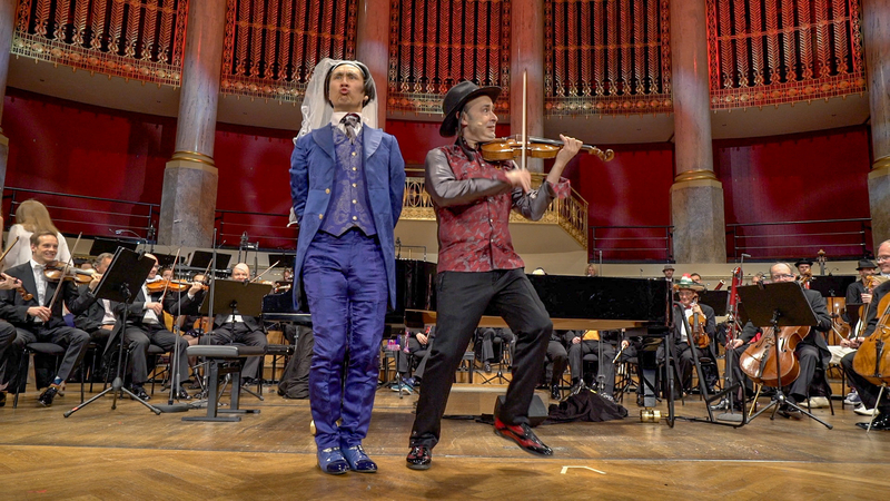 Carnival of the Musicians - Igudesman & Joo feat. Vienna Symphonics  | Copyright: © ORF / Only Hands Small OG / Bernhard Rausch