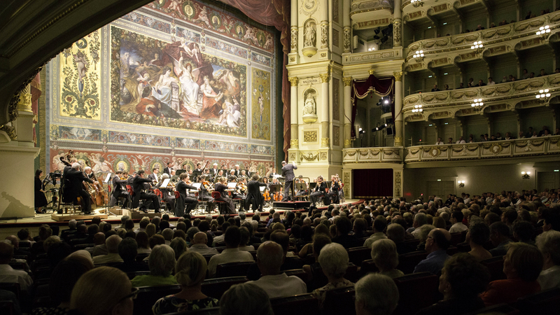 Dresden Festival Orchestra, Ivor Bolton | Copyright: © Oliver Killig