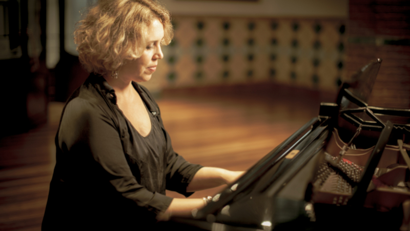 Gabriela Montero playing piano | Copyright: © Dieter Stürmer / sounding images