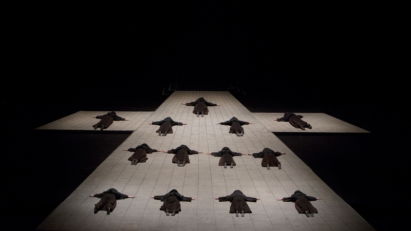 A scene from Poulencs DIALOGUES DES CARMÉLITES | Copyright: © Ken Howard / Met Opera