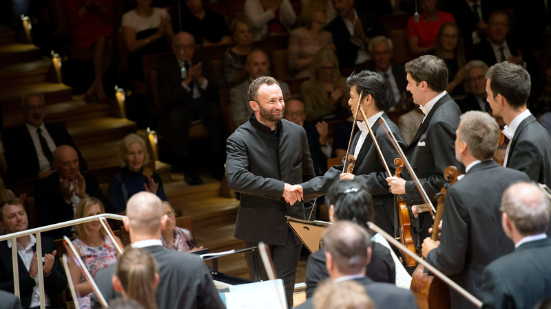 Kirill Petrenko und die Berliner Philharmoniker | Copyright: © Monika Rittershaus