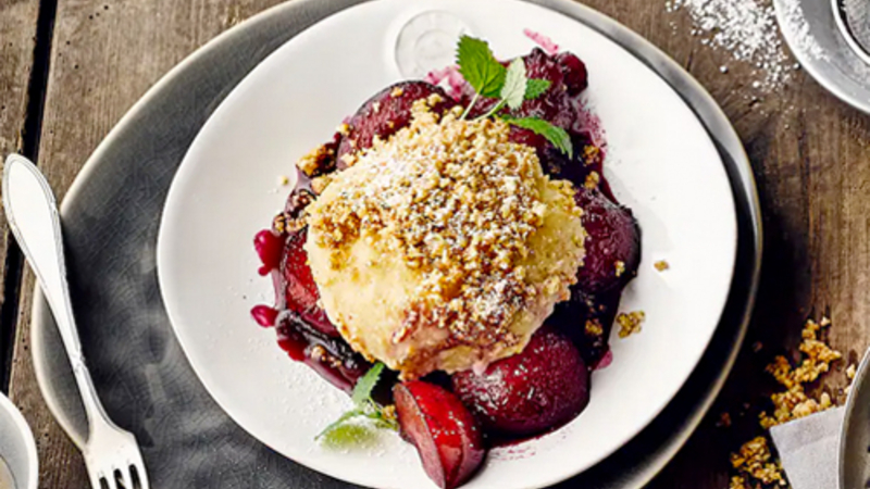 Mehlspeis’ of the day: Süße Knödel | Copyright: © IMZ