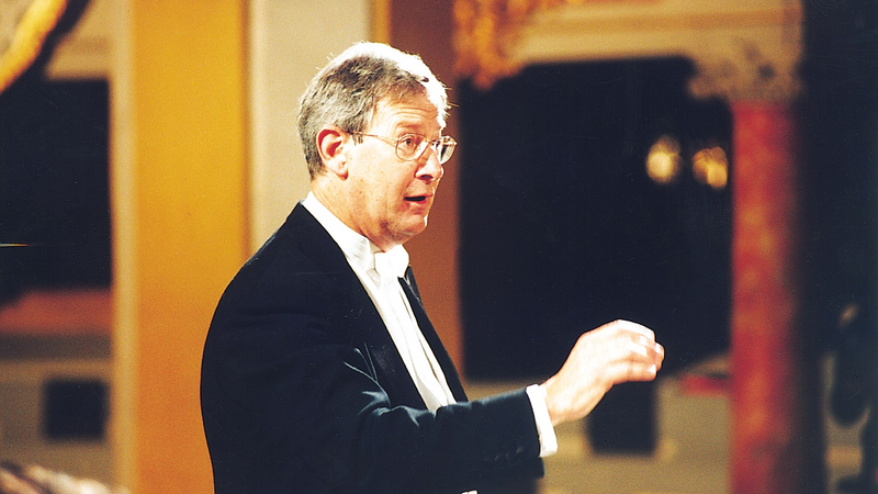 Sir John Eliot Gardiner conducting Bach's Christmas Oratorio | Copyright: © EuroArts Music International