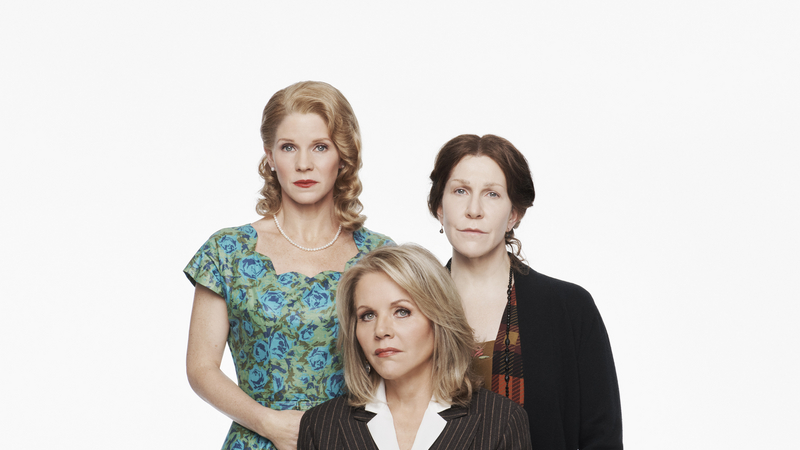 Kelli O’Hara as Laura Brown, Joyce DiDonato as Virginia Woolf, and Renée Fleming as Clarissa Vaughan in Kevin Puts’ THE HOURS | Copyright: © Paola Kudacki / Met Opera