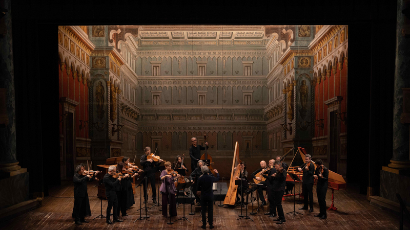 Isabelle Faust and Il Giardino Armonico in Il Teatro Sociale di Bergamo | Copyright: © Emilian Tsubaki