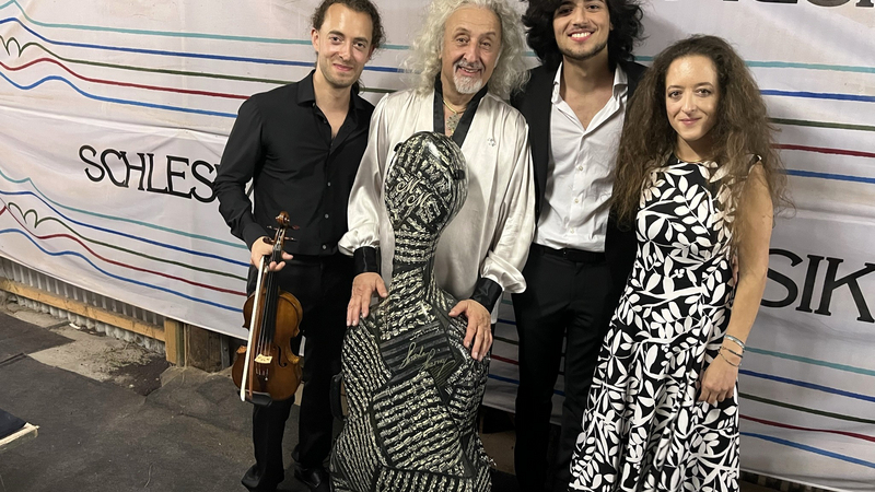 Mischa Maisky - A Man and his Cello | Copyright: © sounding images