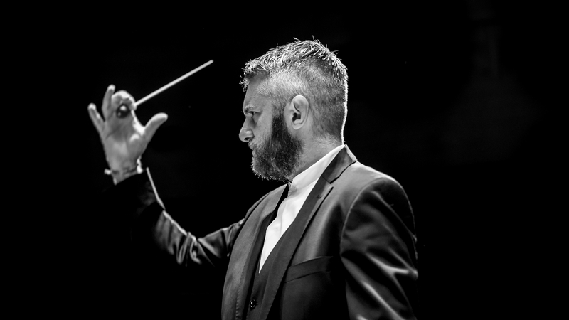 Conductor Kirill Karabits | Copyright: © (c) Konrad Cwik