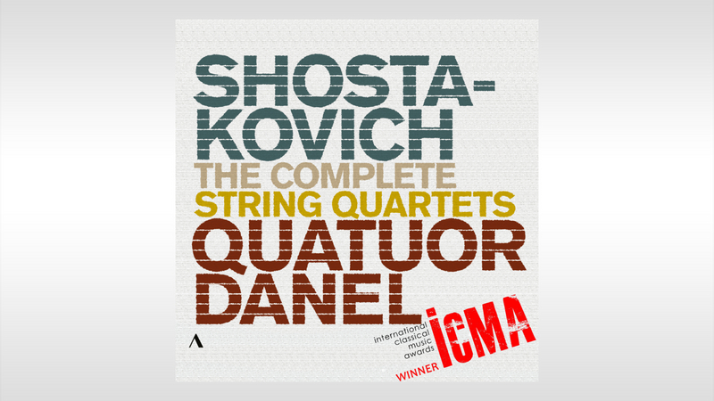 CD Cover Dmitri Shostakovich: The Complete String Quartets | Copyright: © Accentus Music