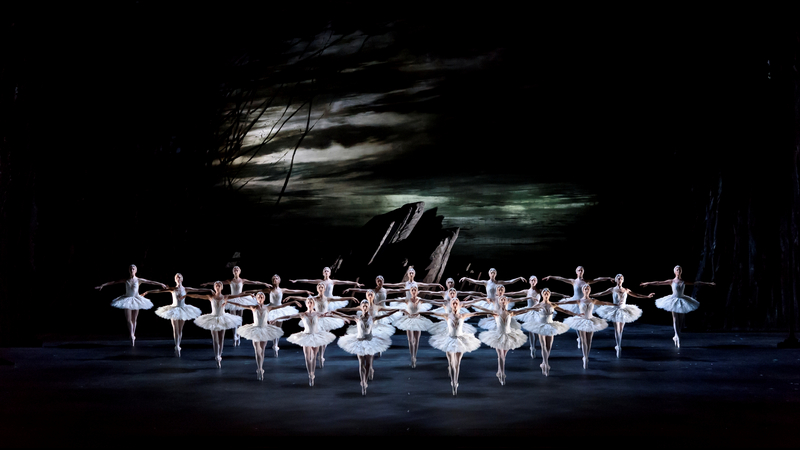 DVD & Blu-Ray: Swan Lake, Royal Ballet & Opera, 2024 | Copyright: ©  Andrej Uspenski / Royal Ballet & Opera / Opus Arte