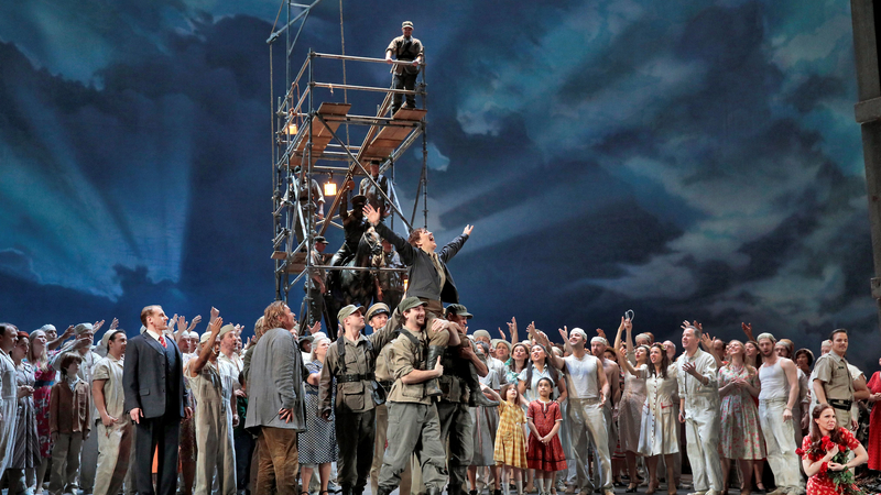 A scene from Beethoven's FIDELIO | Copyright: © Ken Howard / Met Opera