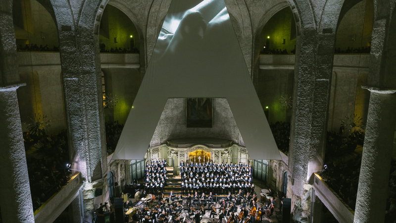 Sven Helbig's Requiem A | Copyright: © Oliver Killig