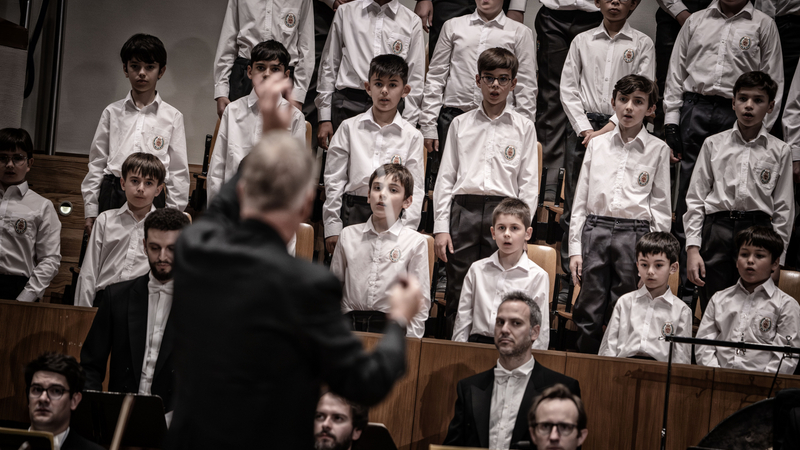 Alexander Liebreich, Orquesta de Valencia & Escolanía de Nuestra Señora de los Desamparados | Copyright: &copy; Live Music Valencia